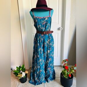 Stephanie Jumpsuit - Turquoise
Roses M